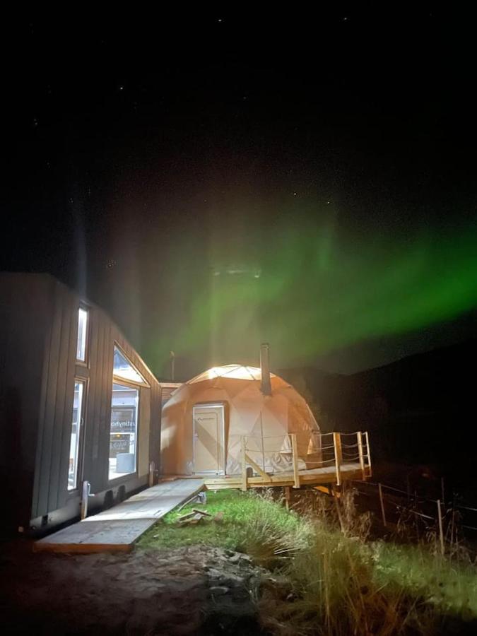 Storjord Farmstay Glamping Тромсьо Екстериор снимка
