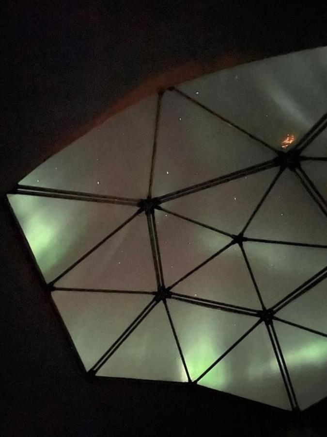 Storjord Farmstay Glamping Тромсьо Екстериор снимка