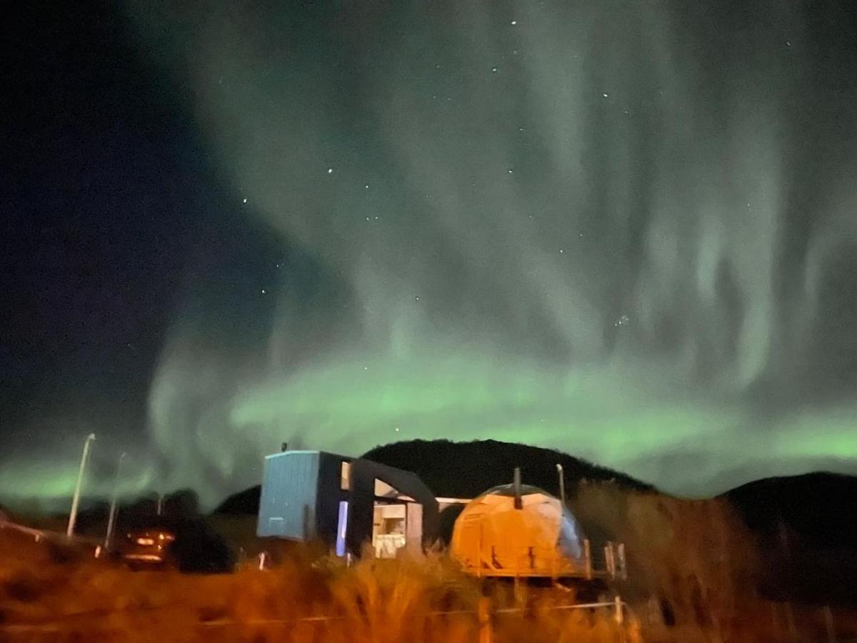 Storjord Farmstay Glamping Тромсьо Екстериор снимка